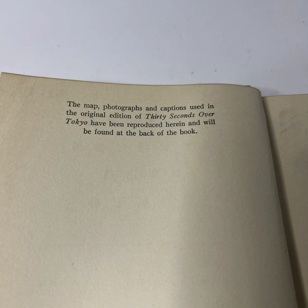 Thirty Seconds Over Tokyo (Ted W. Lawson, Bob Considine - 1953) Ex Library